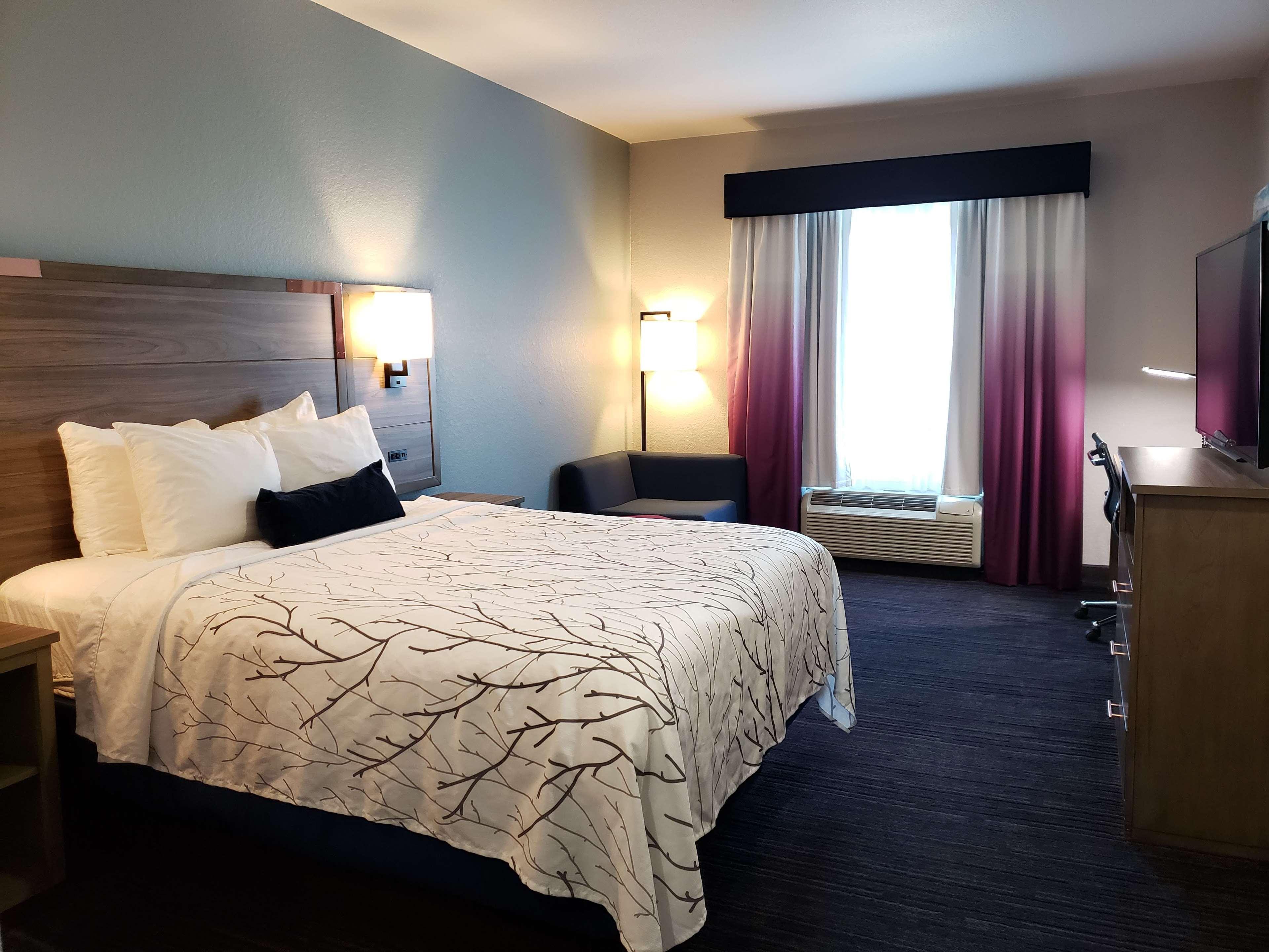 Best Western Plus San Antonio East Inn & Suites Екстериор снимка