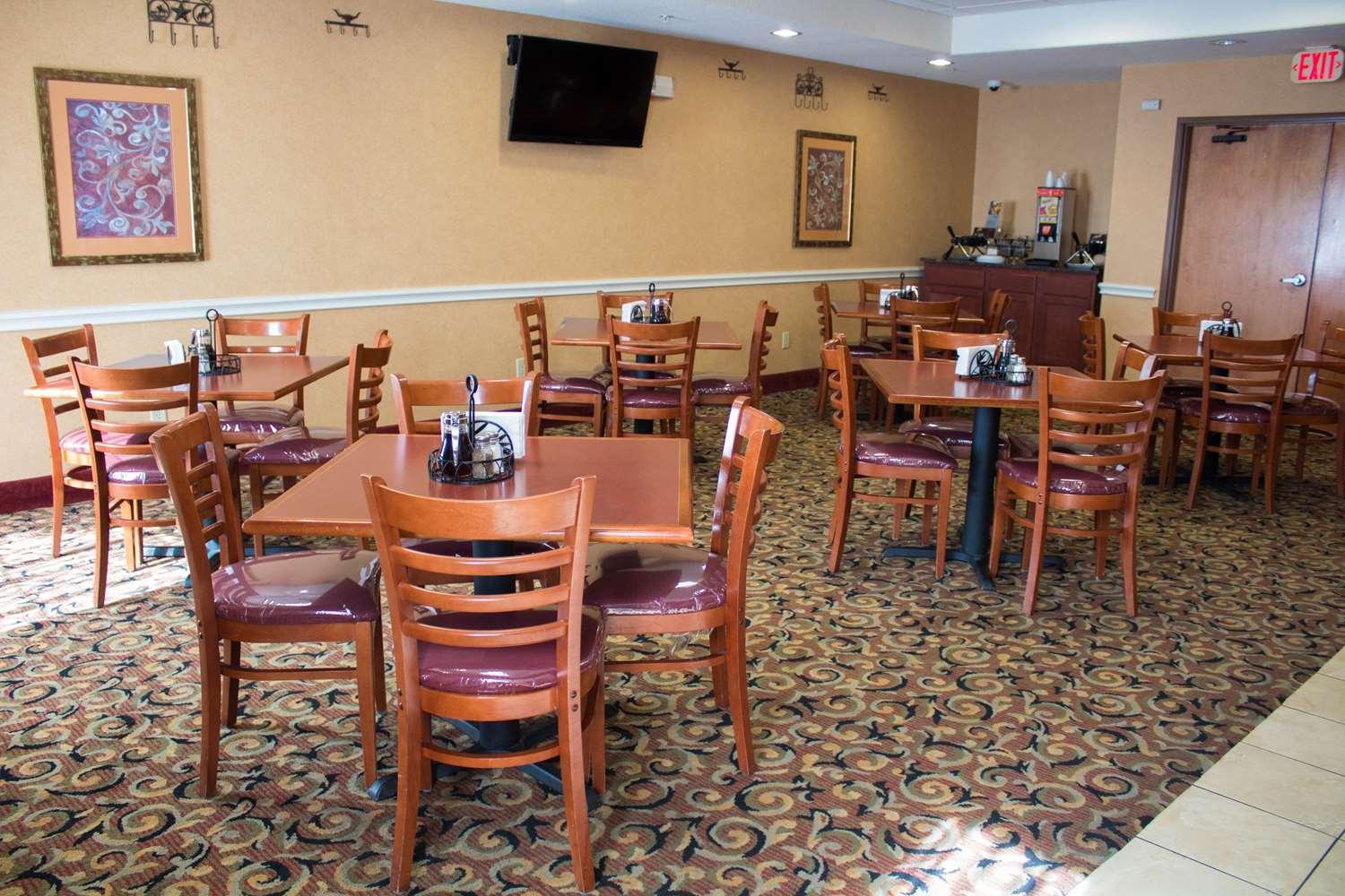 Best Western Plus San Antonio East Inn & Suites Екстериор снимка