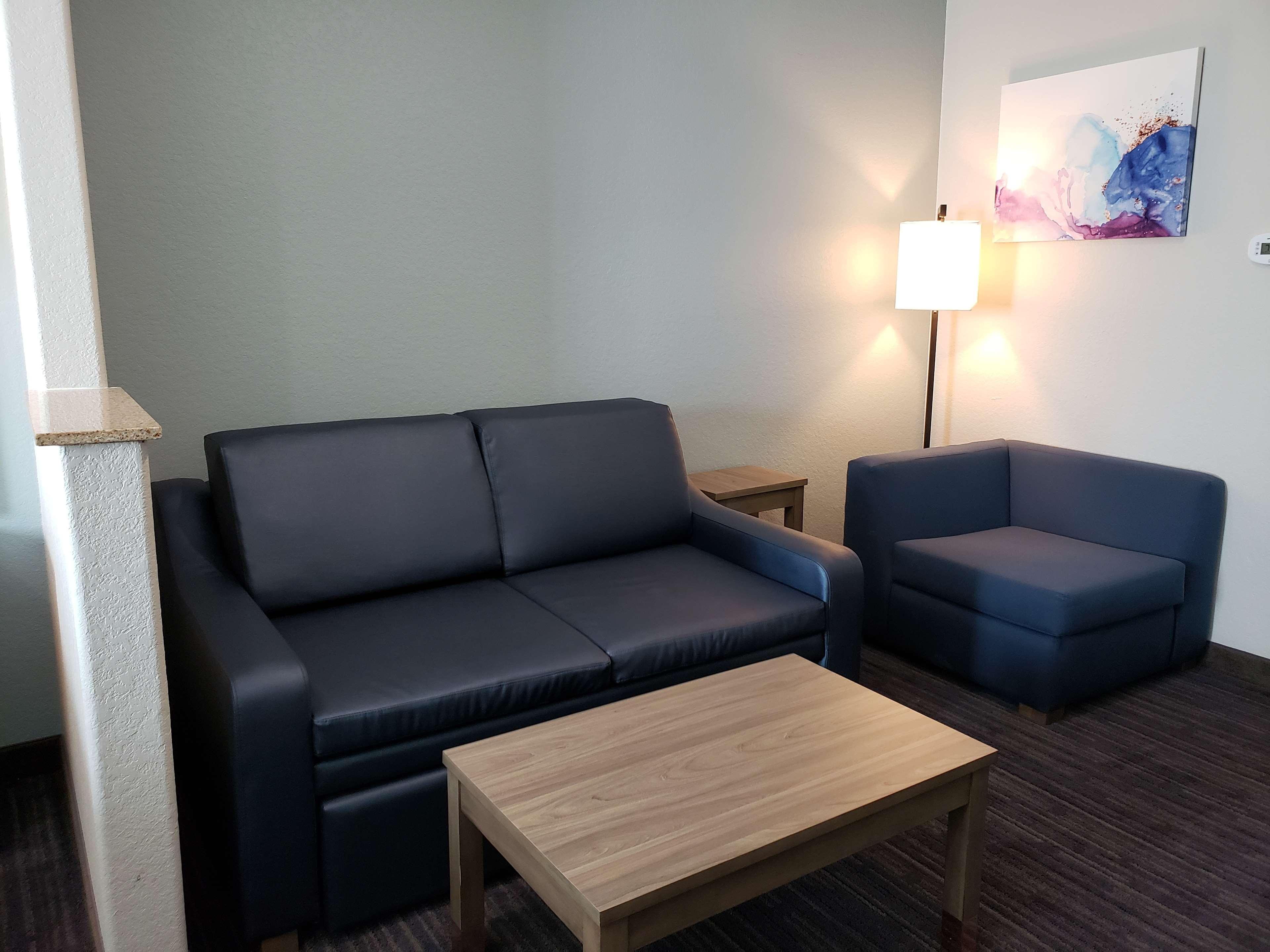 Best Western Plus San Antonio East Inn & Suites Екстериор снимка